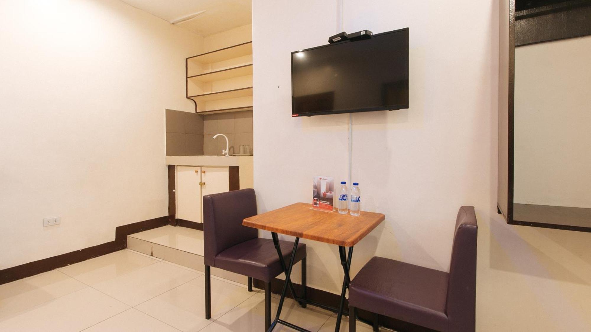 Reddoorz At V-Cat Apartelle Sampaloc Manila Bagian luar foto