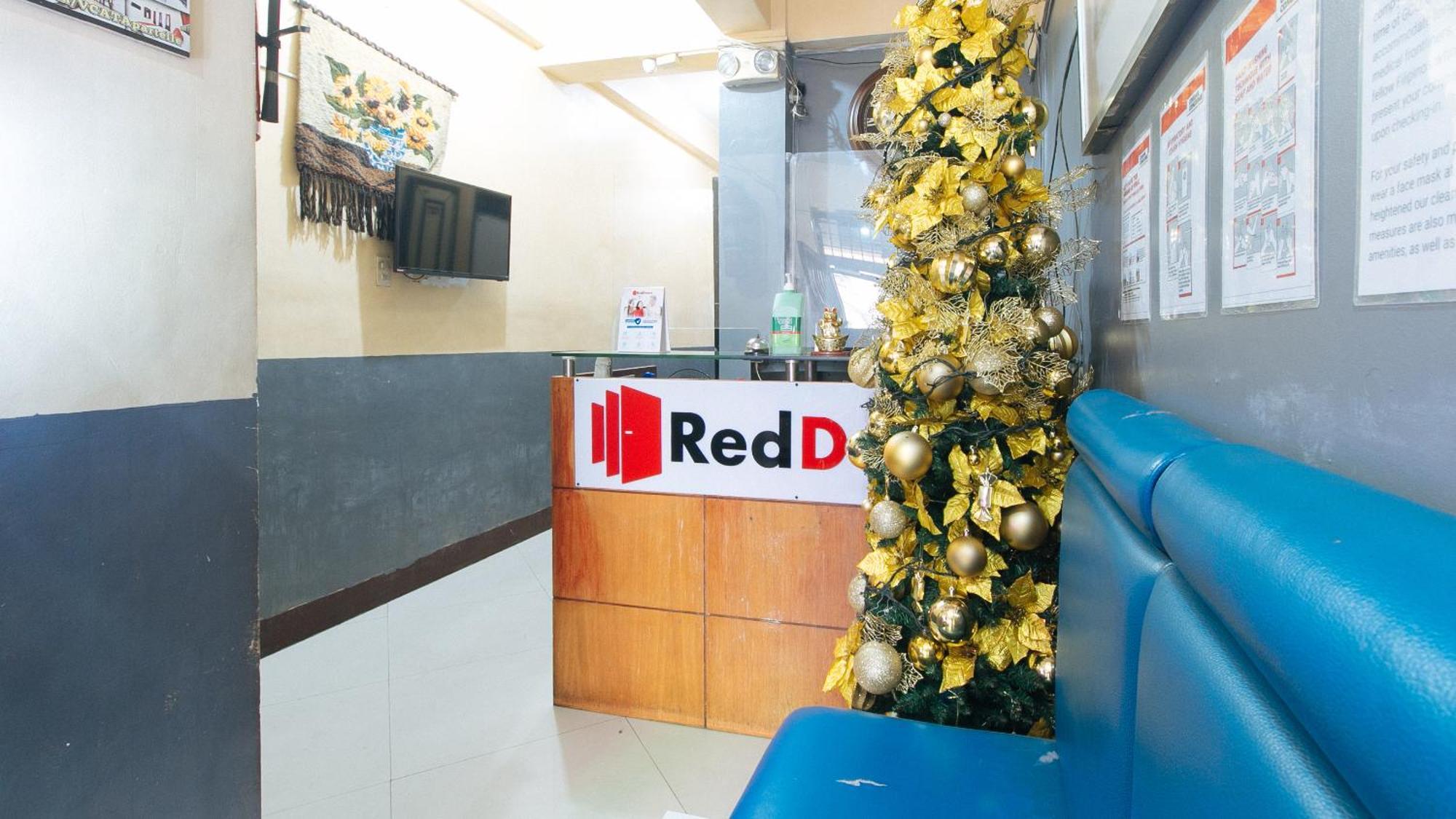 Reddoorz At V-Cat Apartelle Sampaloc Manila Bagian luar foto